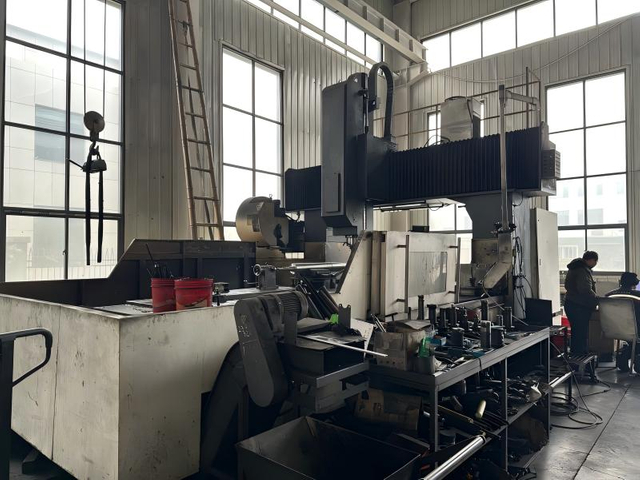Attrezzature e processi di lavorazione meccanica